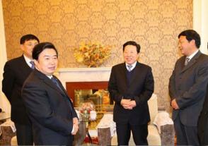 2009年11月10日，時(shí)任全國政協(xié)副主席、中國文學(xué)藝術(shù)界聯(lián)合會(huì )主席孫家正在中華緣文化論壇上。