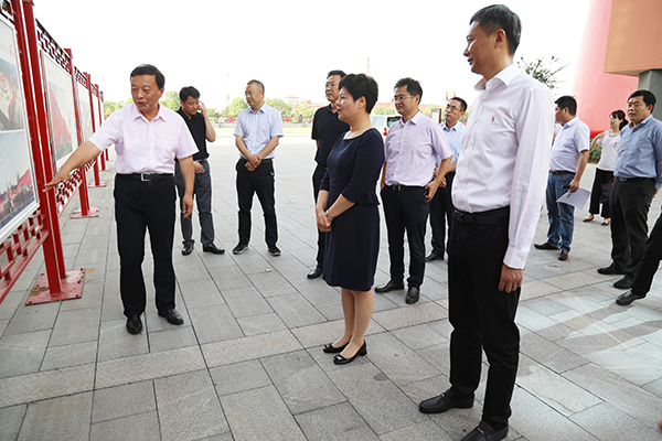 2020年6月3日，時(shí)任淮安市委書(shū)記、現任廣西壯族自治區黨委常委、自治區人民政府副主席蔡麗新在今世緣酒業(yè)調研重大項目建設以及經(jīng)濟網(wǎng)格化開(kāi)展情況。